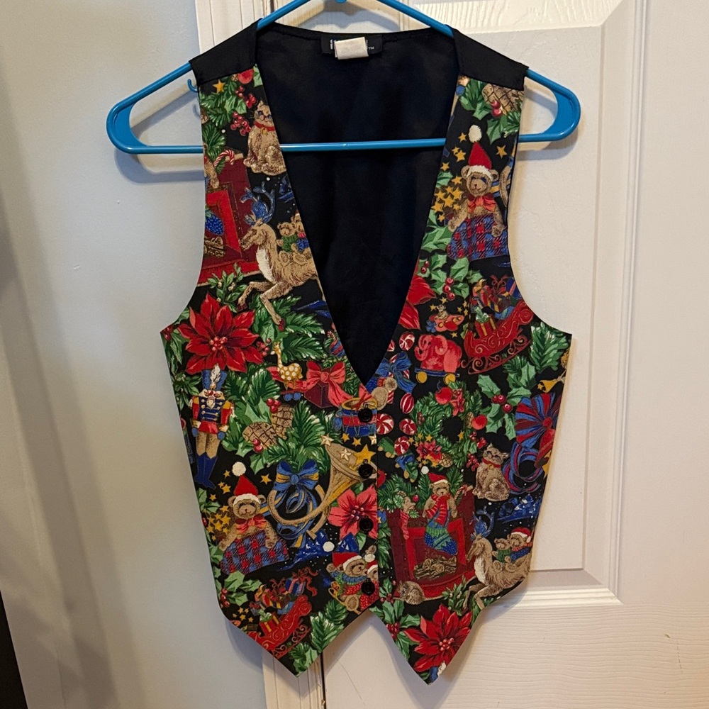 Vintage 111 Main Christmas Button-Up Vest, M